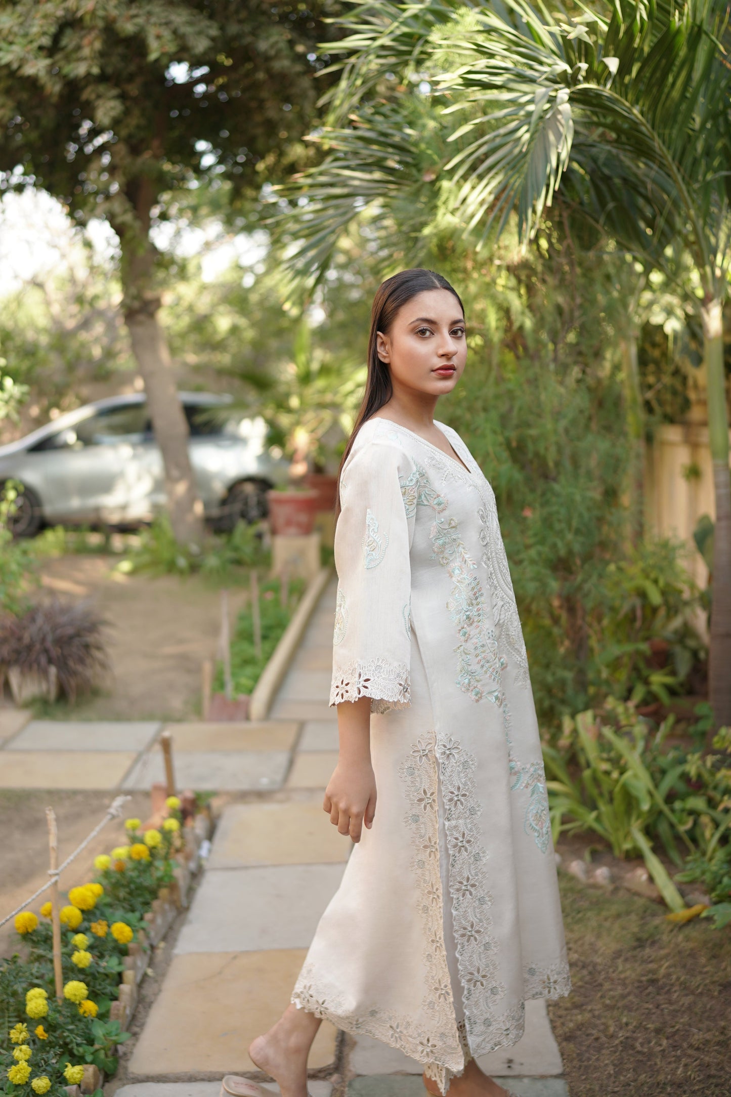 IVORY WHITE LONG EMBROIDERED 2PCS