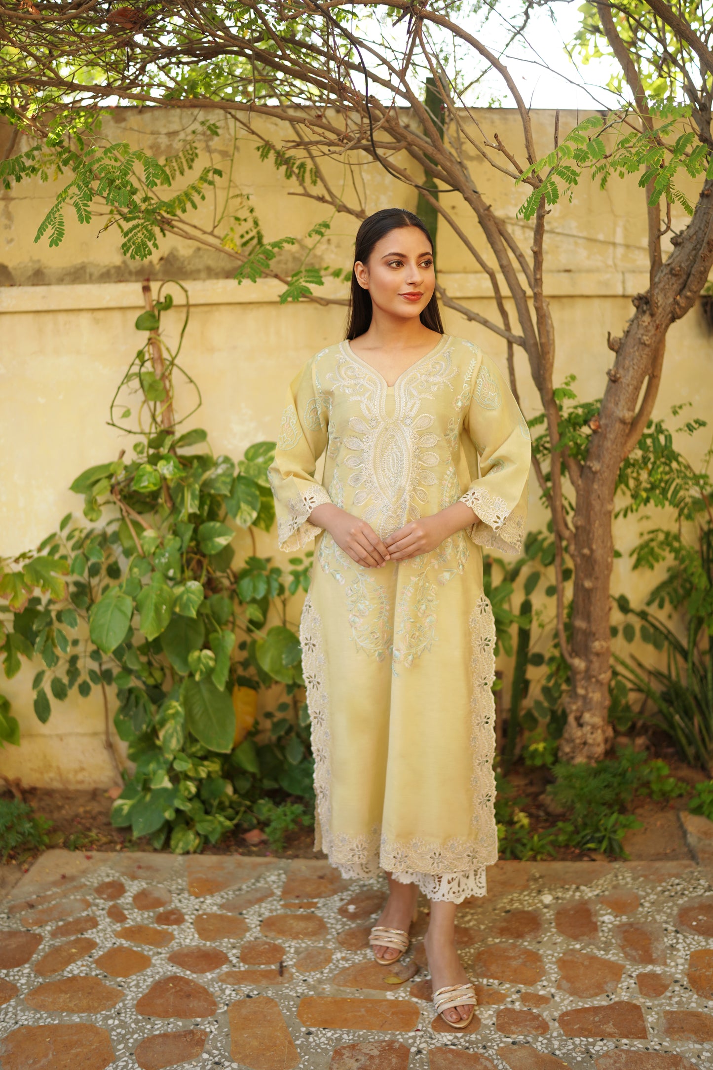 LEMON LONG EMBROIDERY DRESS