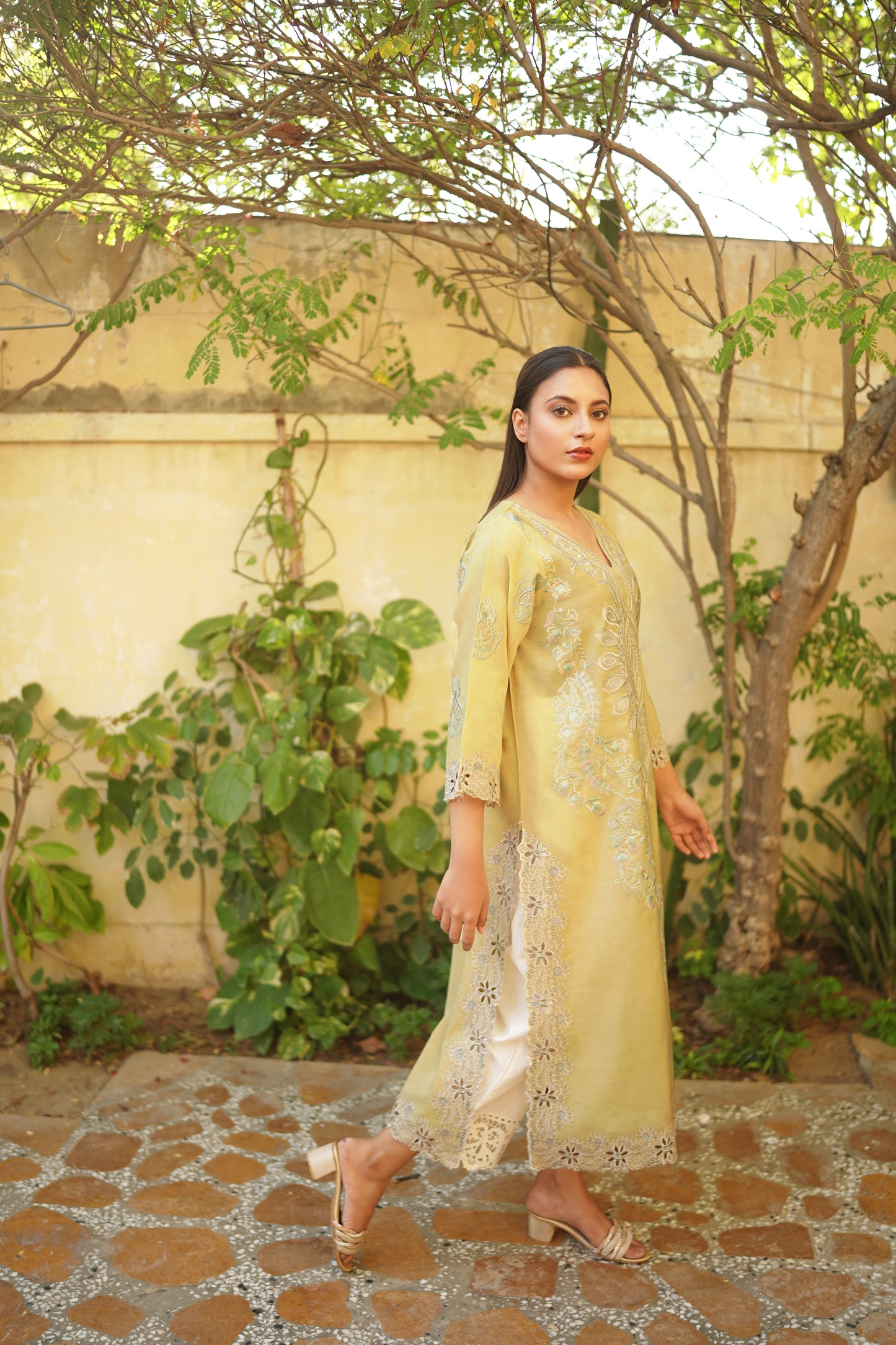 LEMON LONG EMBROIDERY 2PCS