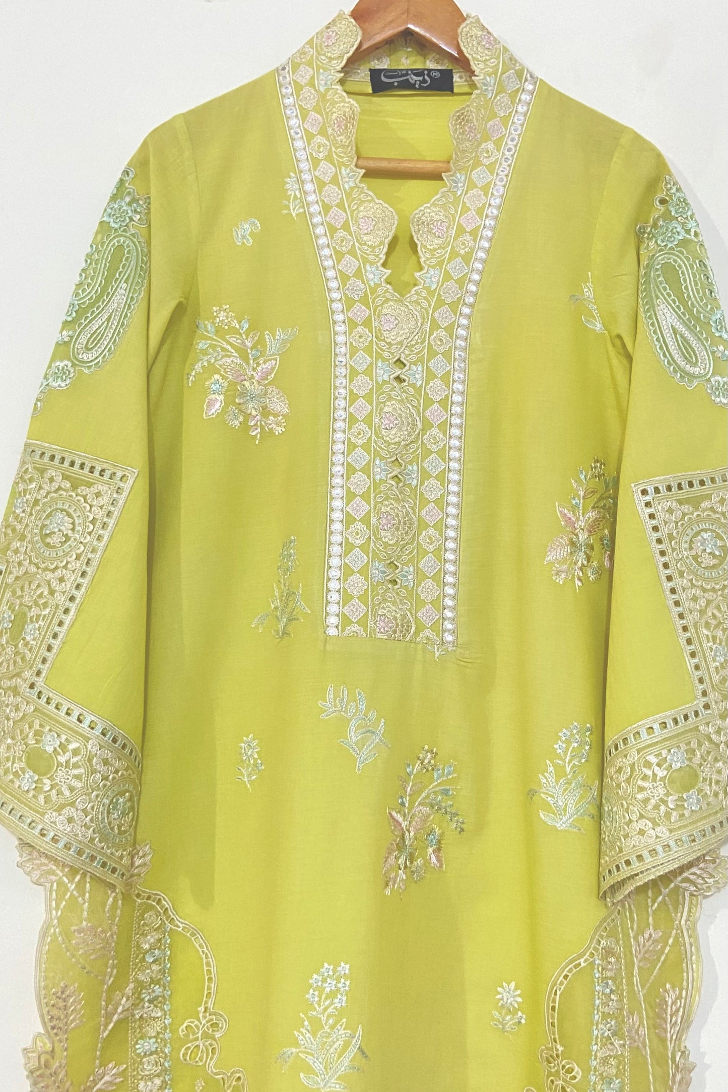 Lemon applique Kurta.