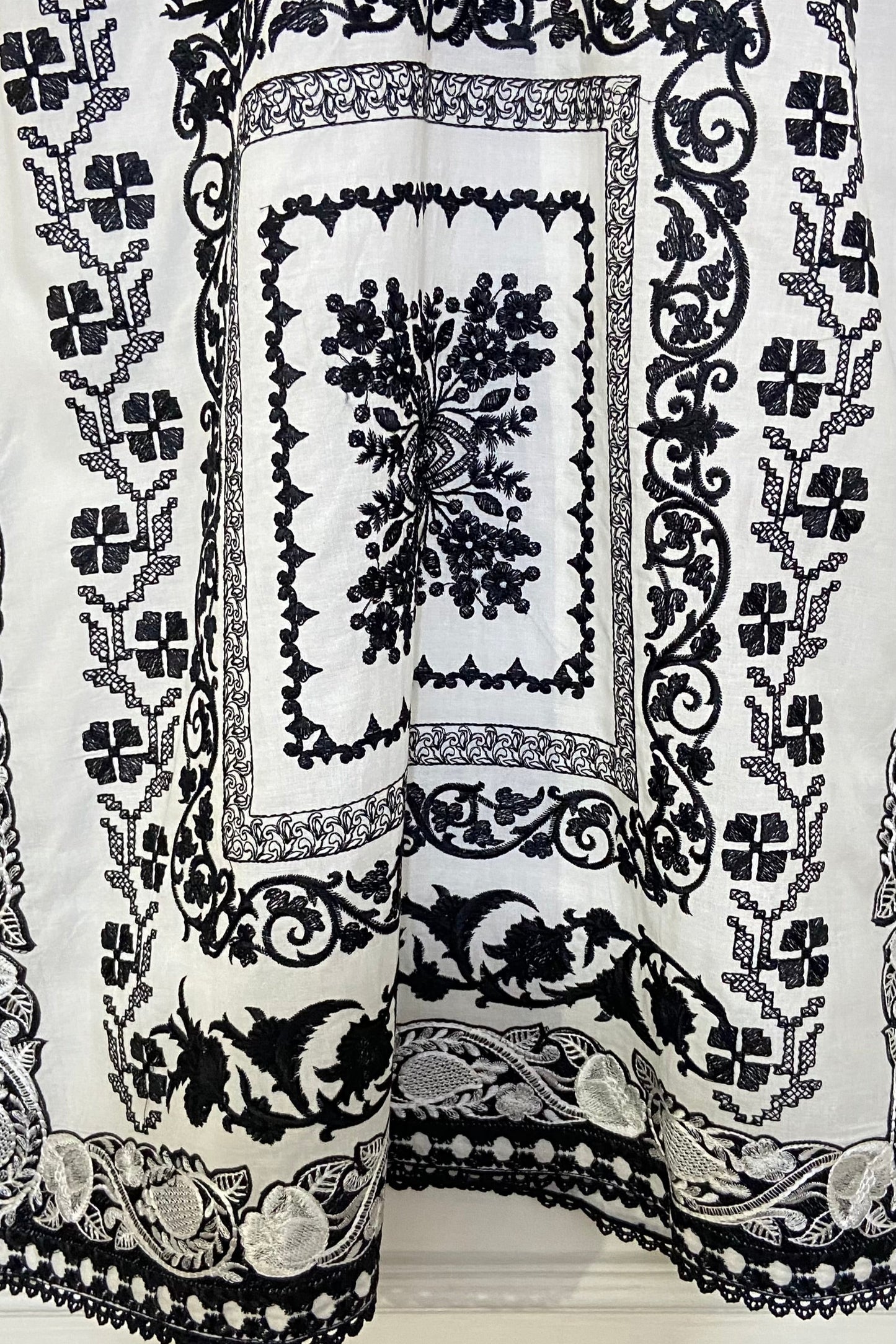 white cross stitch kurta