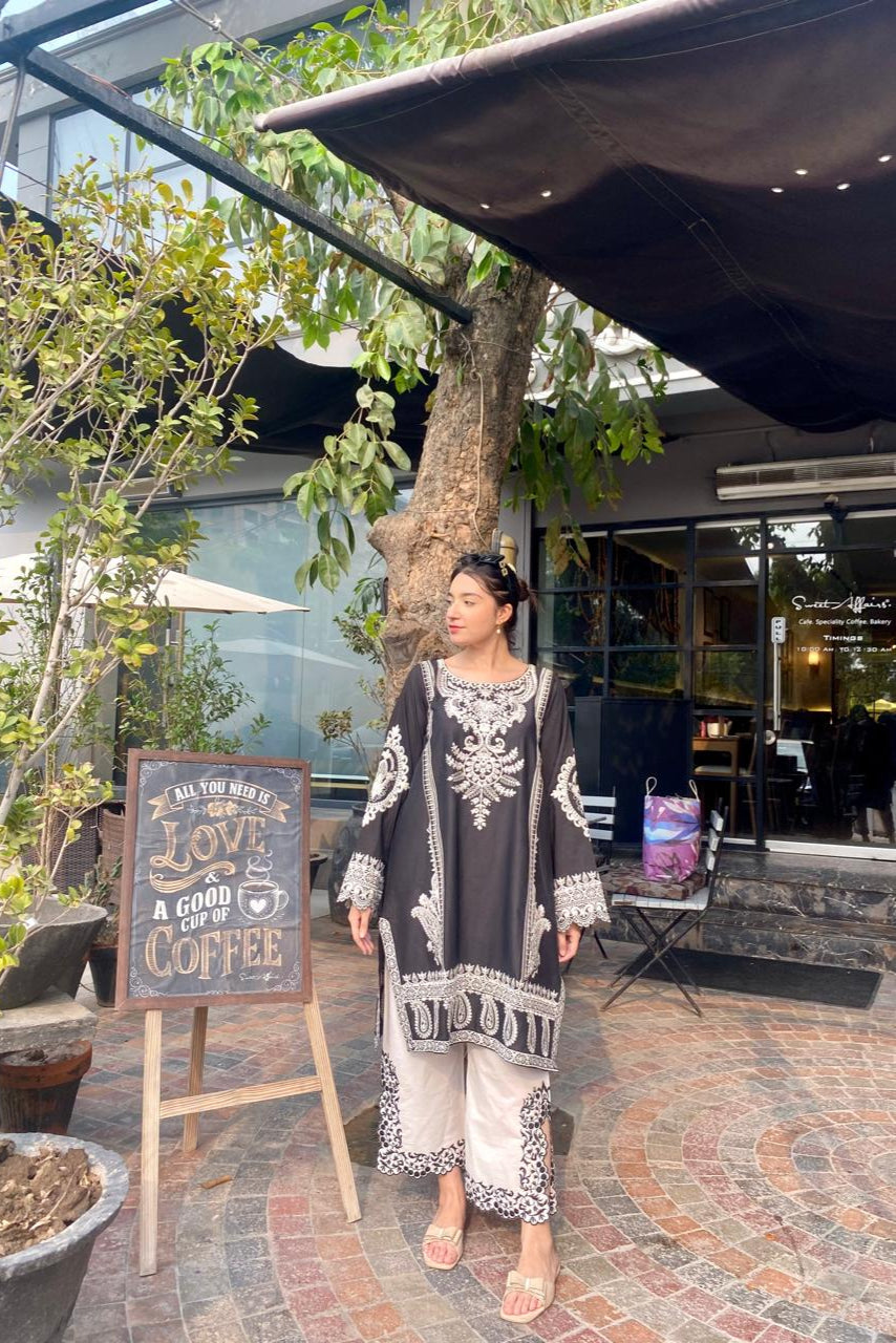 BLACK & WHITE KURTA PANT