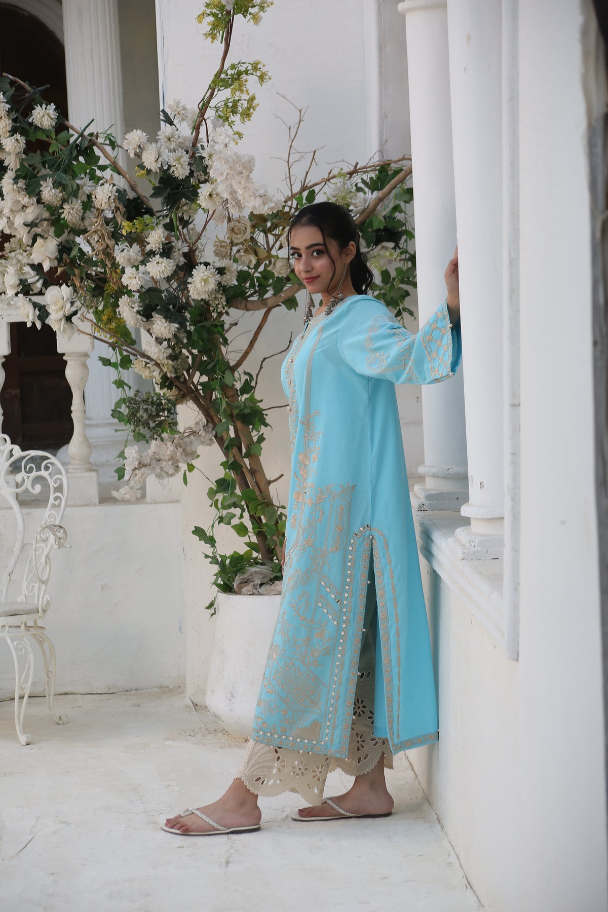 BLUE TURQUOISE