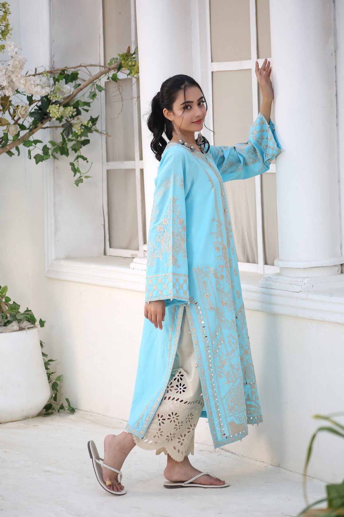 BLUE TURQUOISE