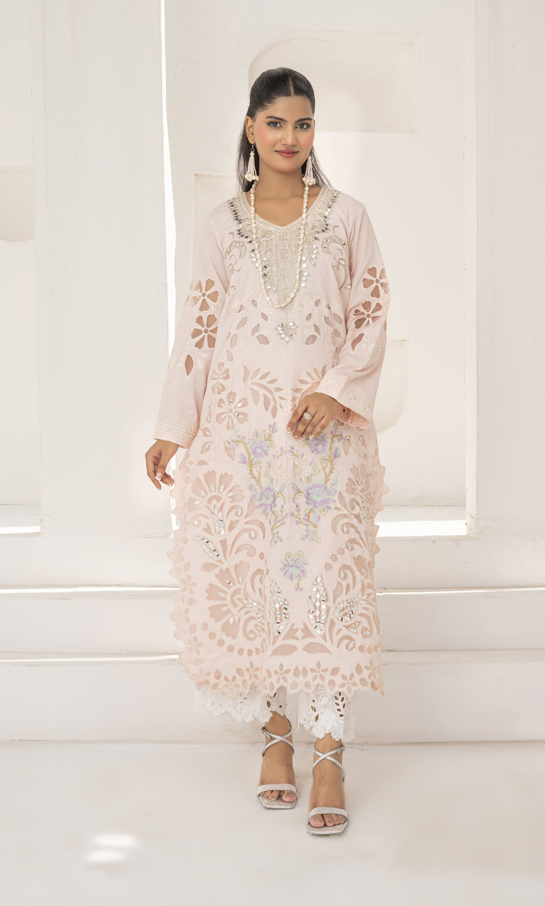 CHIC PEACHY