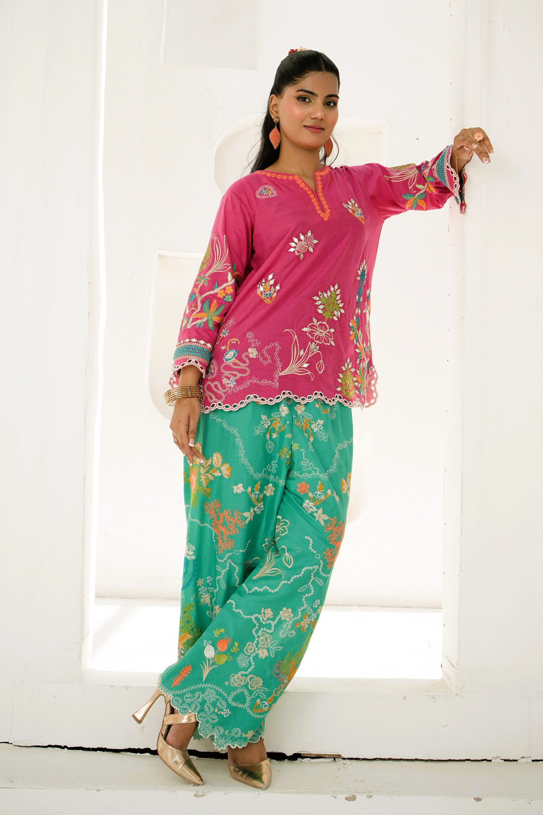FUCHSIA SEA GREEN