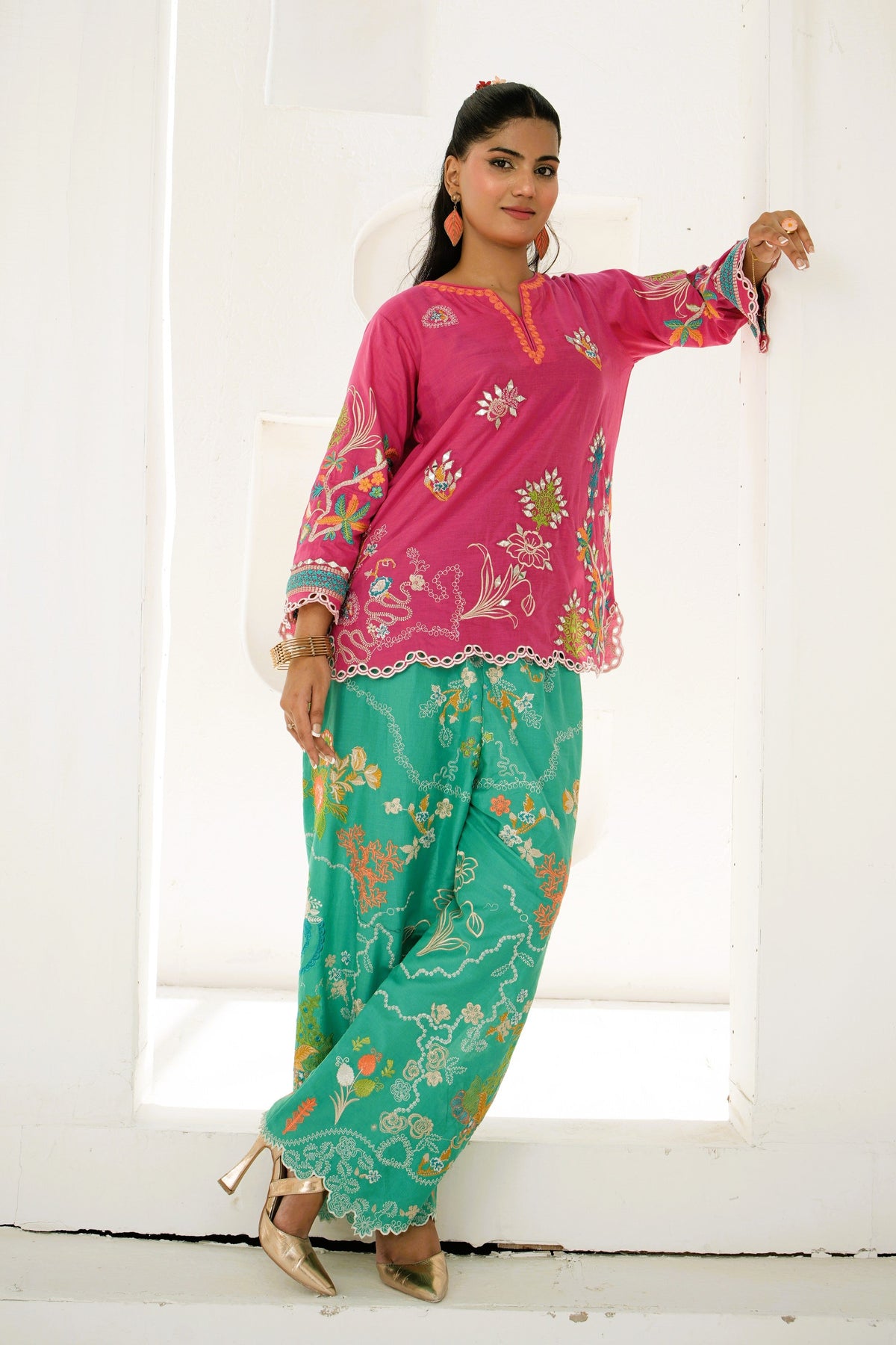FUCHSIA SEA GREEN