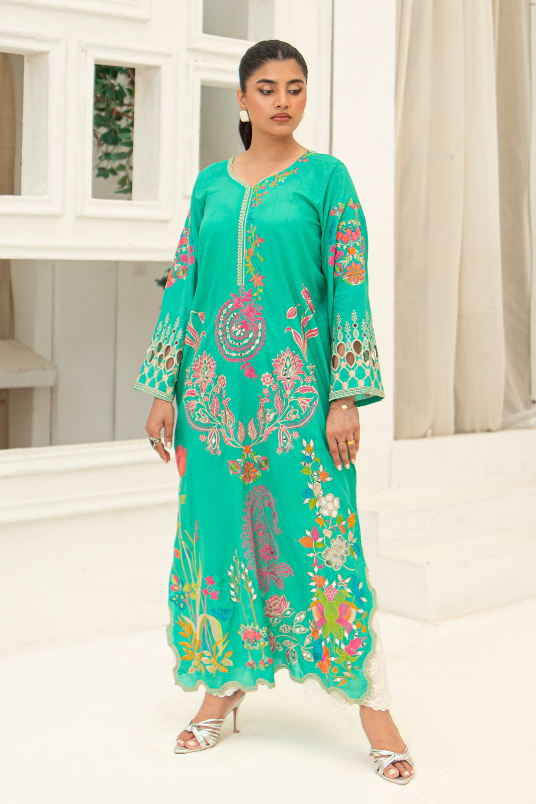 SEA GREEN