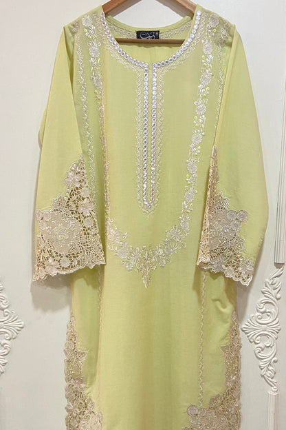 lemon applique Kurta.