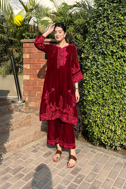 VELVET DARK MAROON