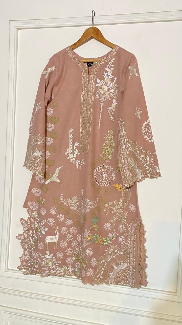 DUSTY PINK